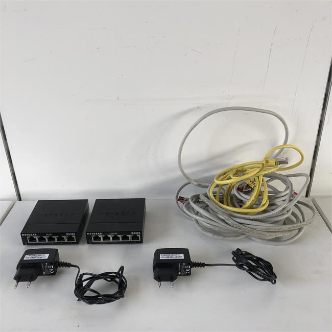 2  Netzwerke Netgear GS 305 LAN Switch 5-Port